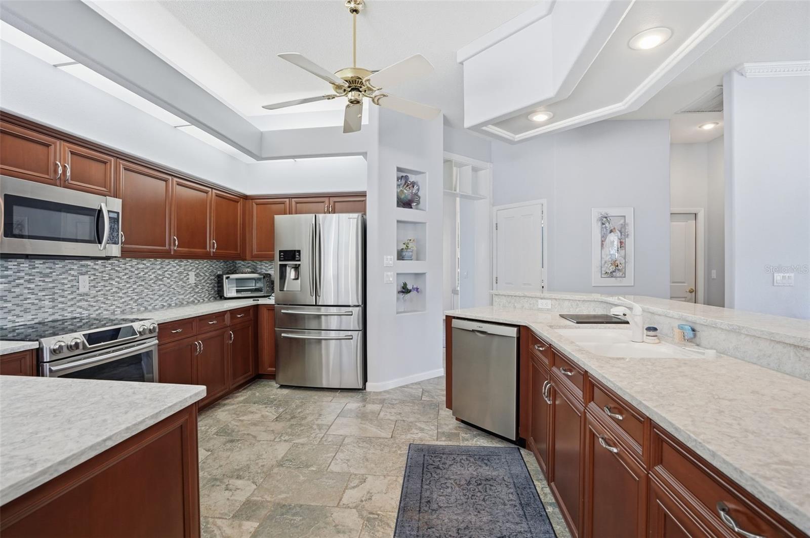 Image 26 of 90 For 18729 Bascomb Lane