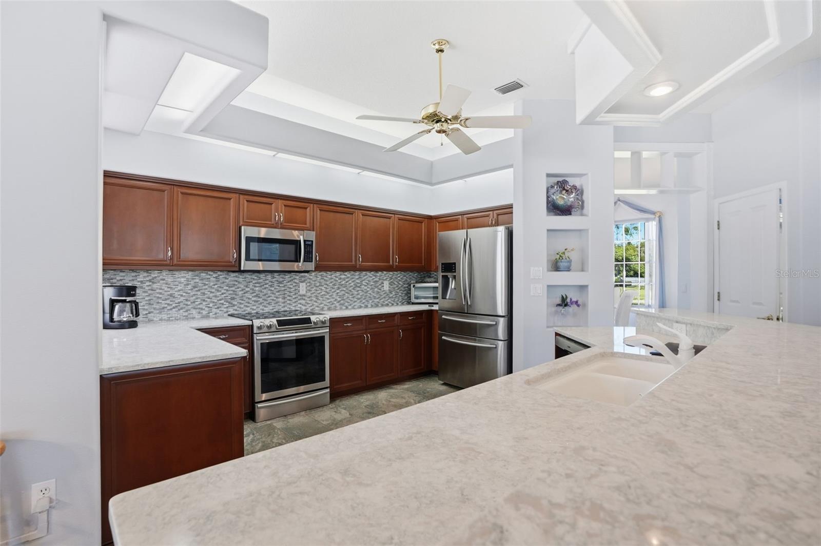 Image 27 of 90 For 18729 Bascomb Lane