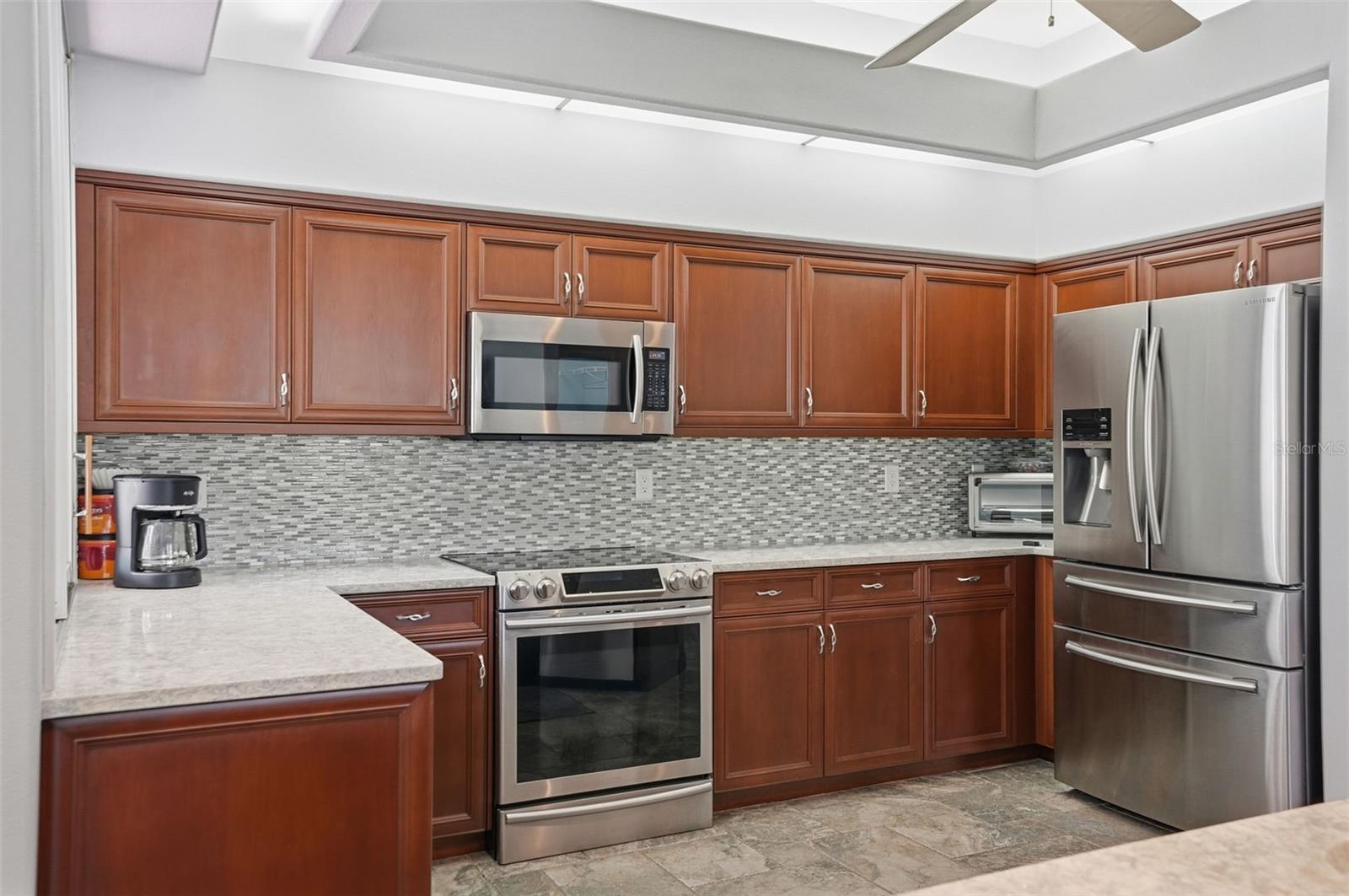 Image 28 of 90 For 18729 Bascomb Lane