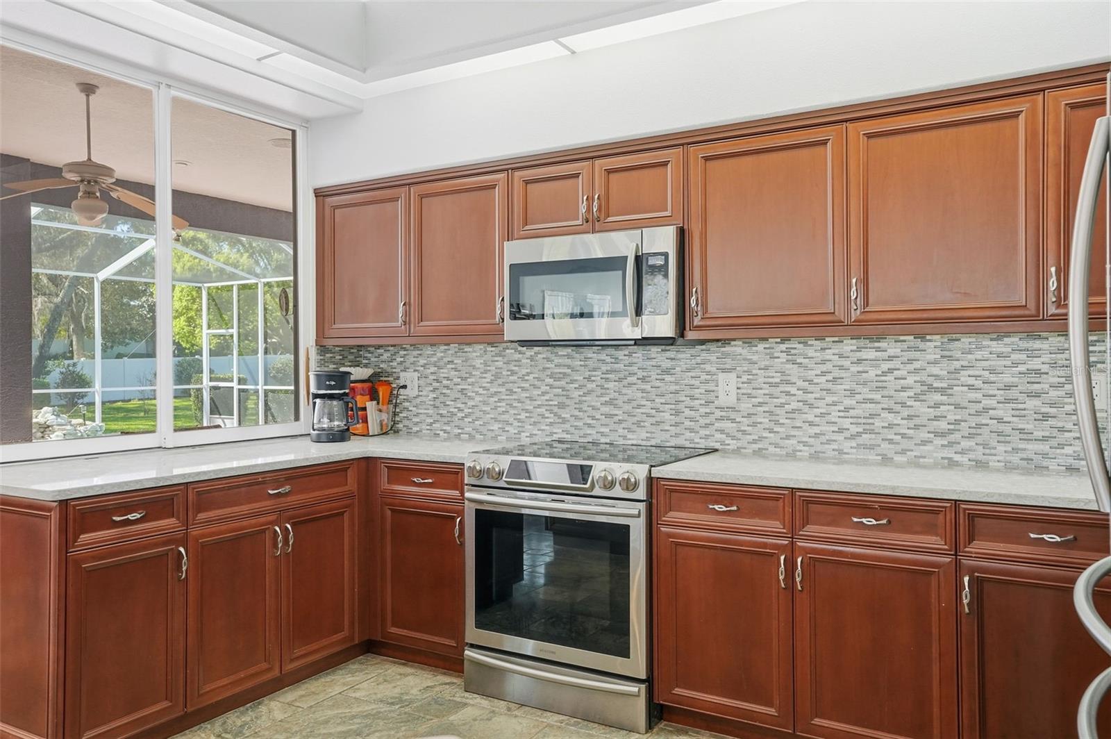 Image 29 of 90 For 18729 Bascomb Lane