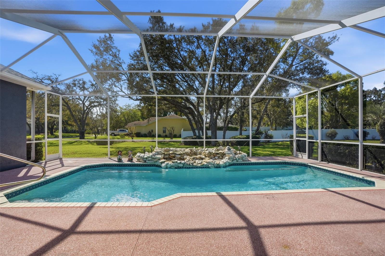 Image 63 of 90 For 18729 Bascomb Lane