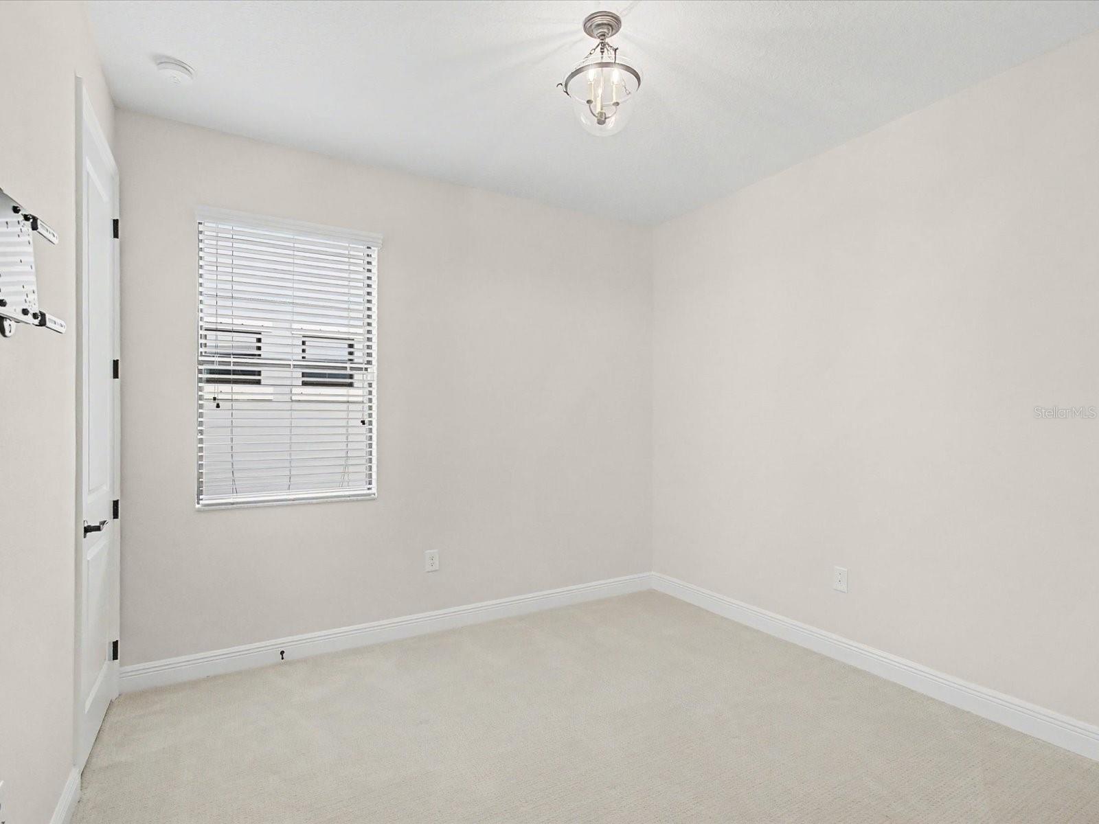 Image 22 of 56 For 12308 Rangeland Boulevard