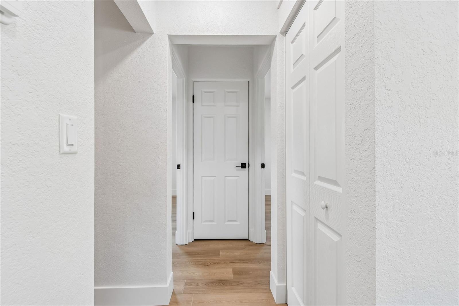 Image 14 of 73 For 2844 30th Avenue N