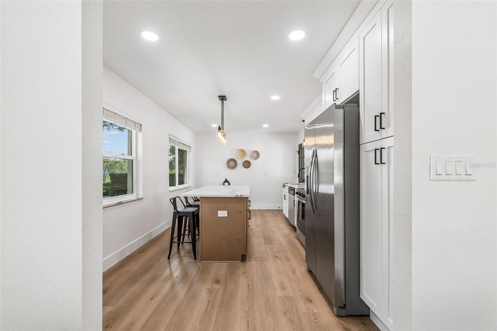 Image 22 of 73 For 2844 30th Avenue N