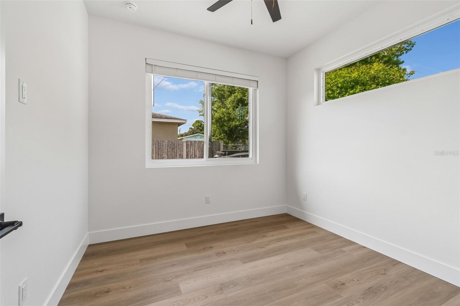 Image 39 of 73 For 2844 30th Avenue N