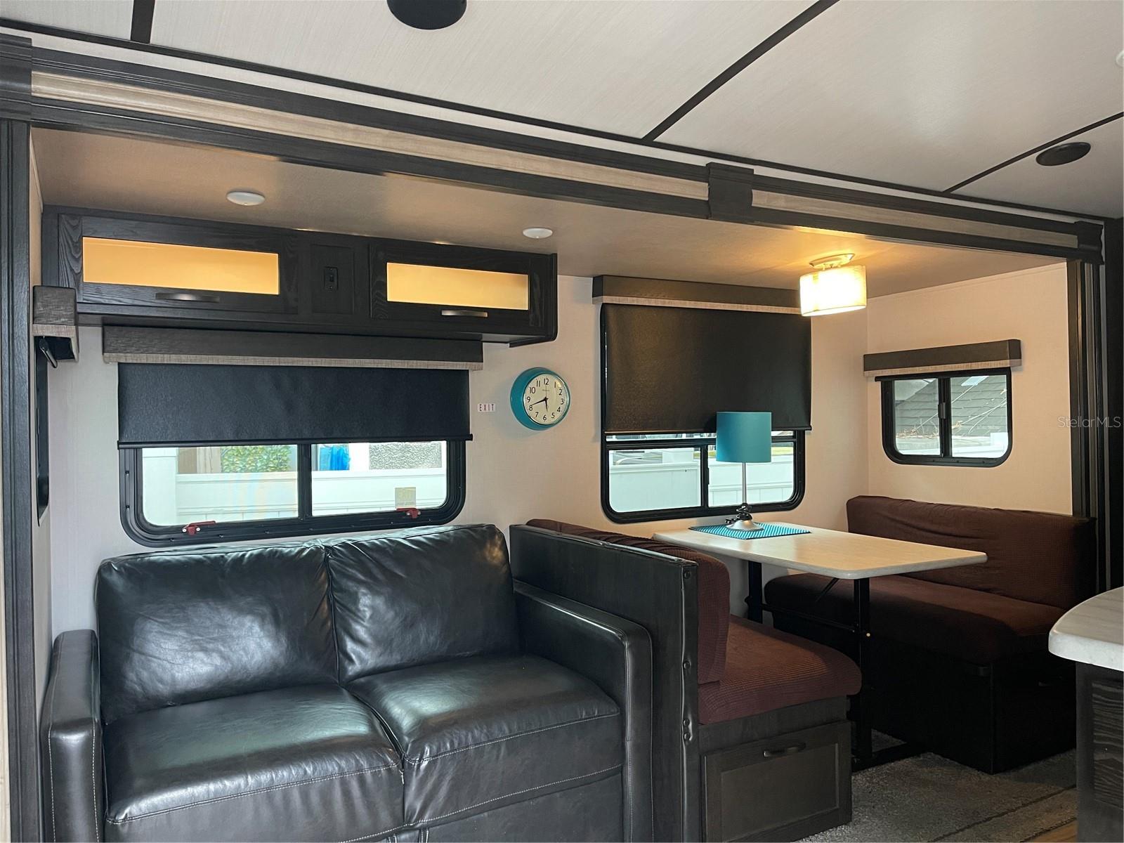 Image 19 of 51 For 20300 Leonard Road 78