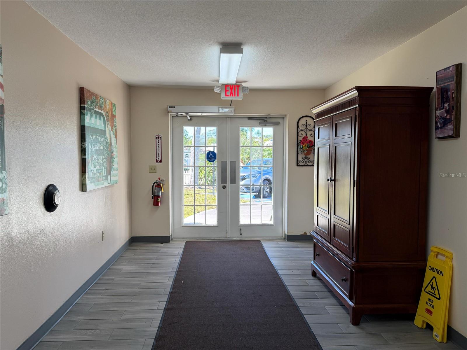 Image 46 of 51 For 20300 Leonard Road 78