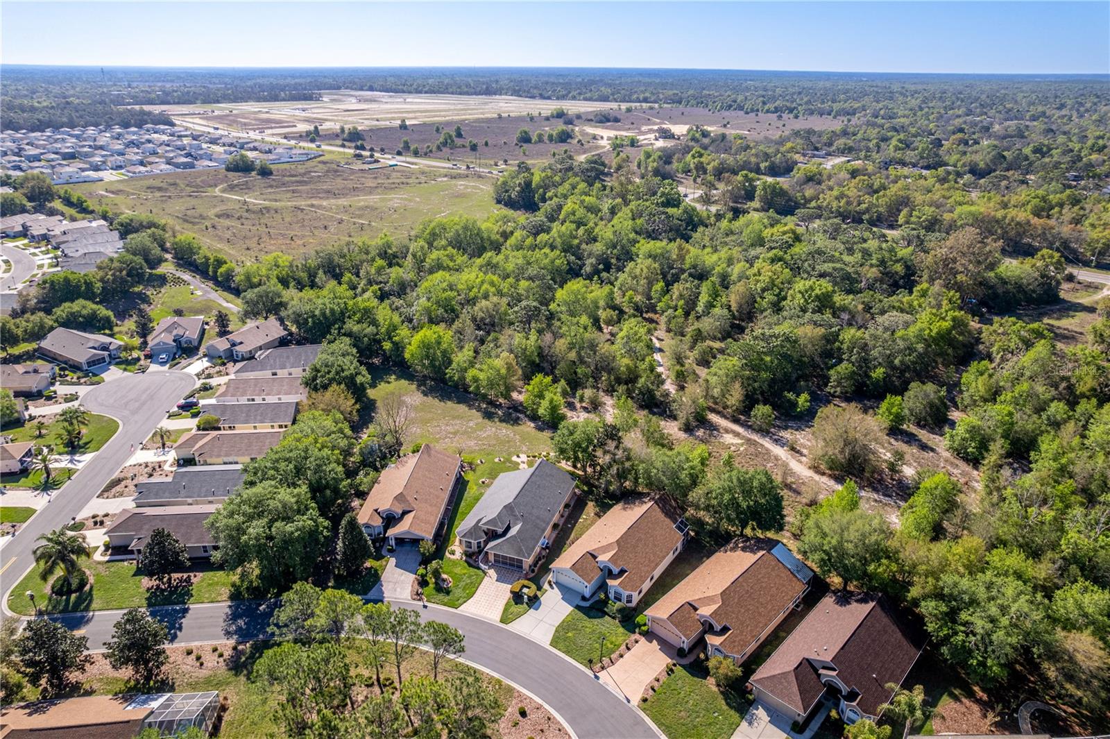 Listing photo id 26 for 150 Gordham Court
