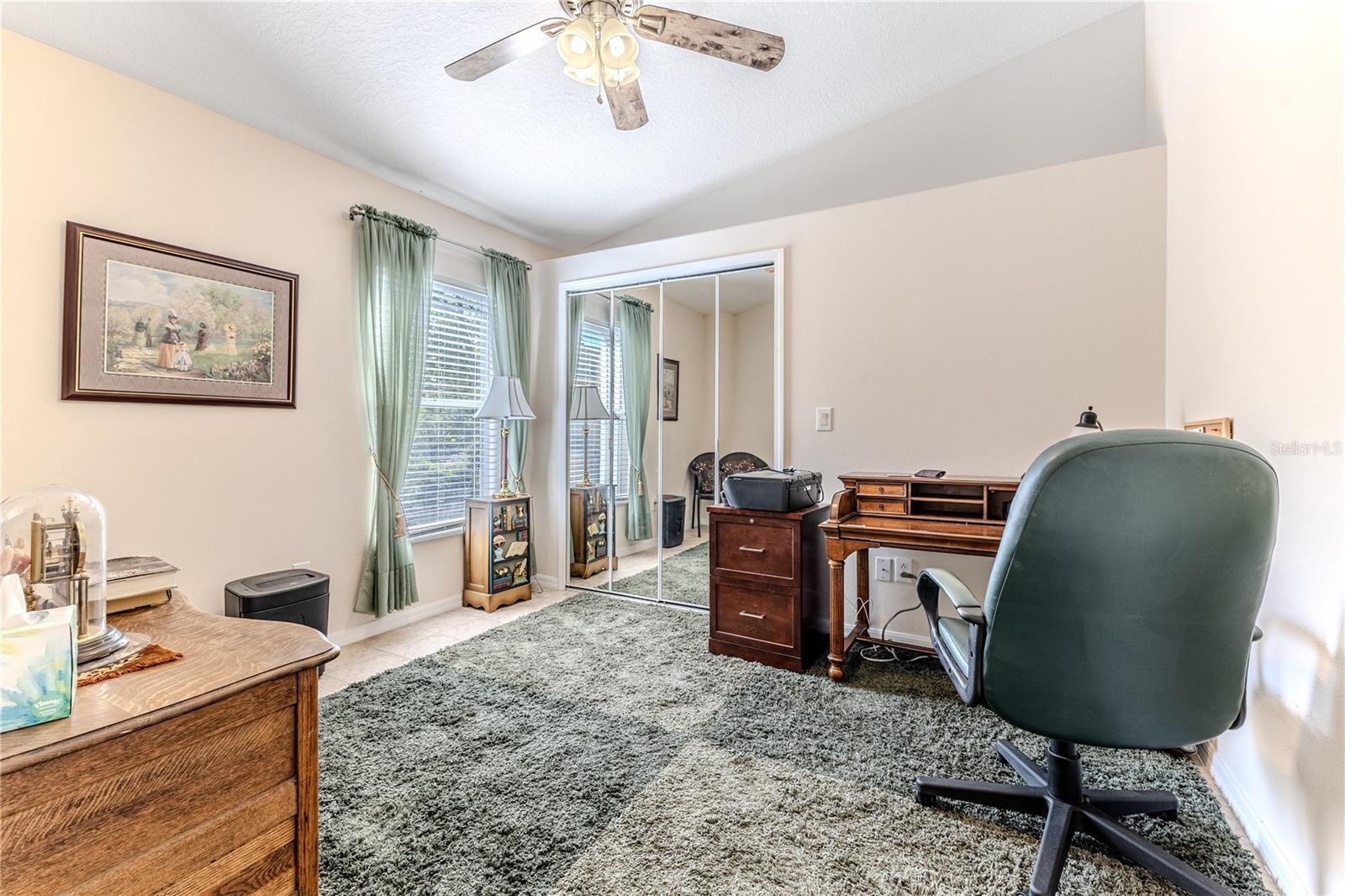 Listing photo id 43 for 150 Gordham Court