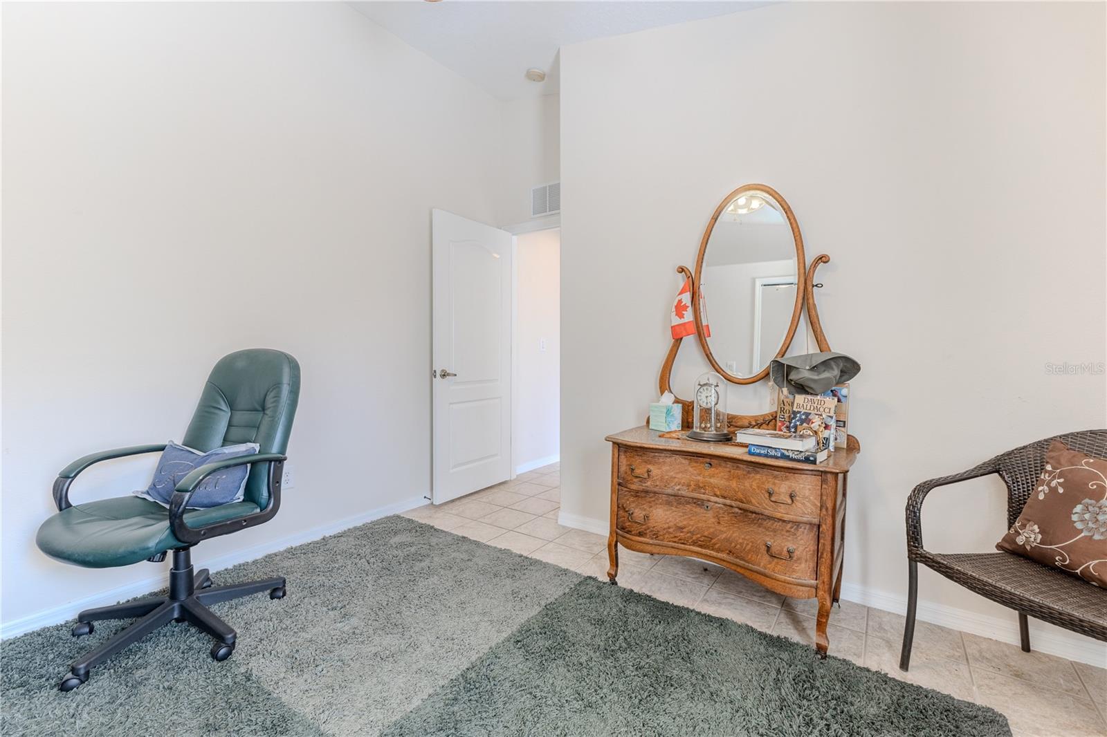 Listing photo id 44 for 150 Gordham Court