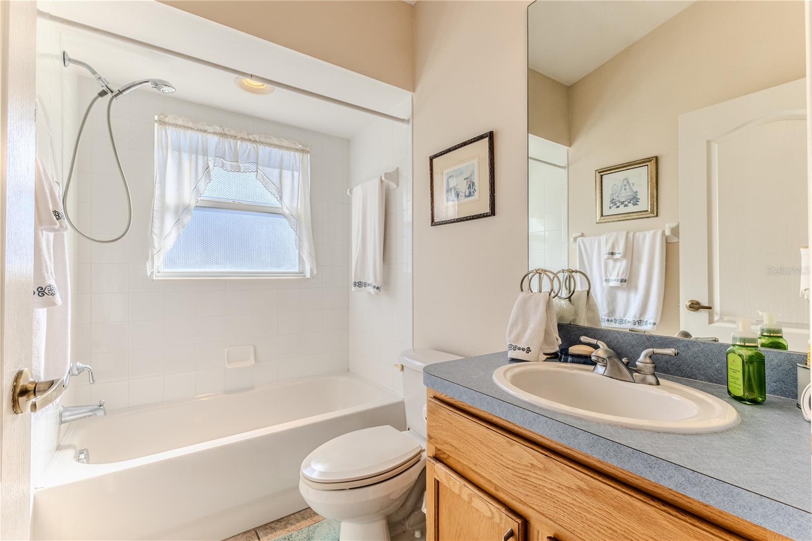 Listing photo id 46 for 150 Gordham Court