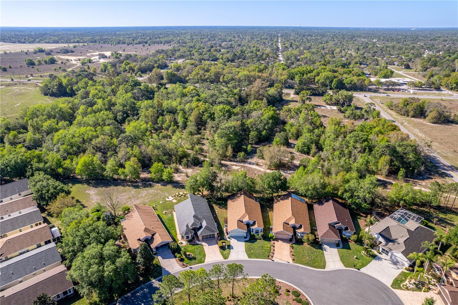 Listing photo id 66 for 150 Gordham Court