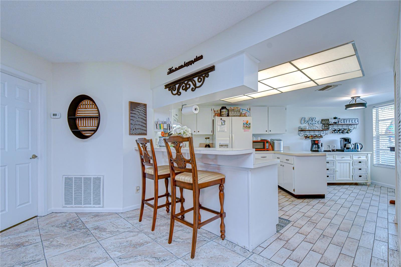 Image 13 of 85 For 3439 Teeside Drive 0