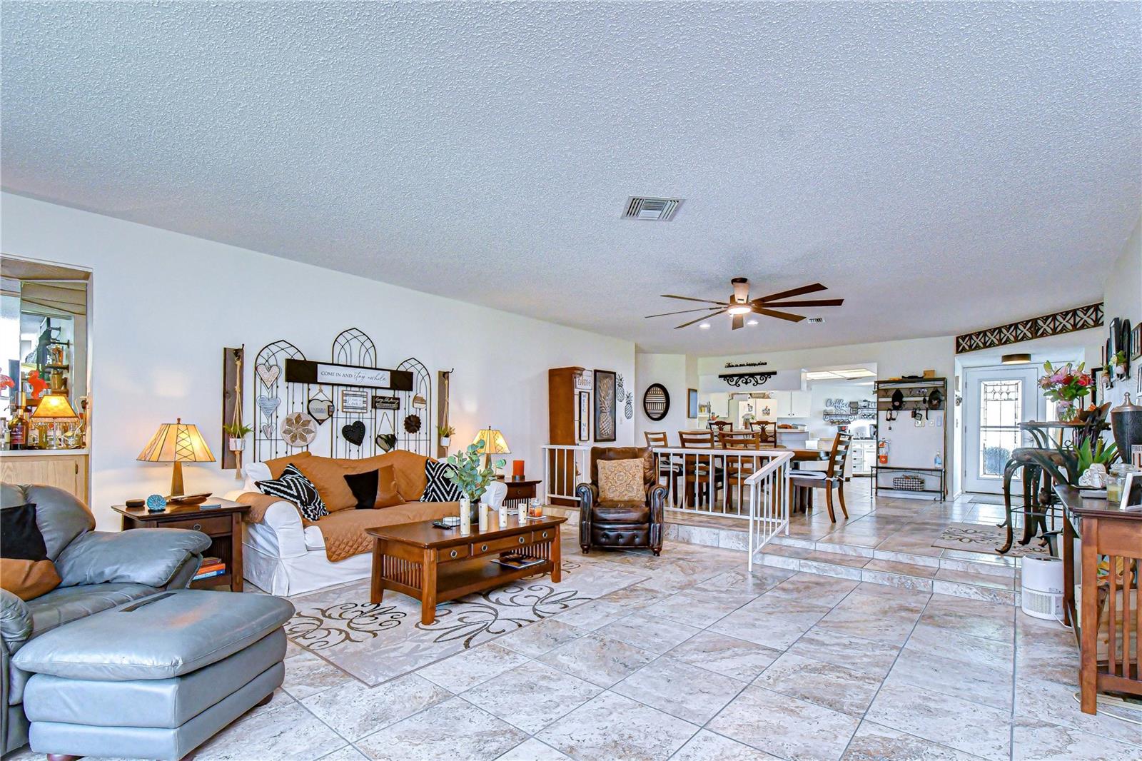 Image 34 of 85 For 3439 Teeside Drive 0