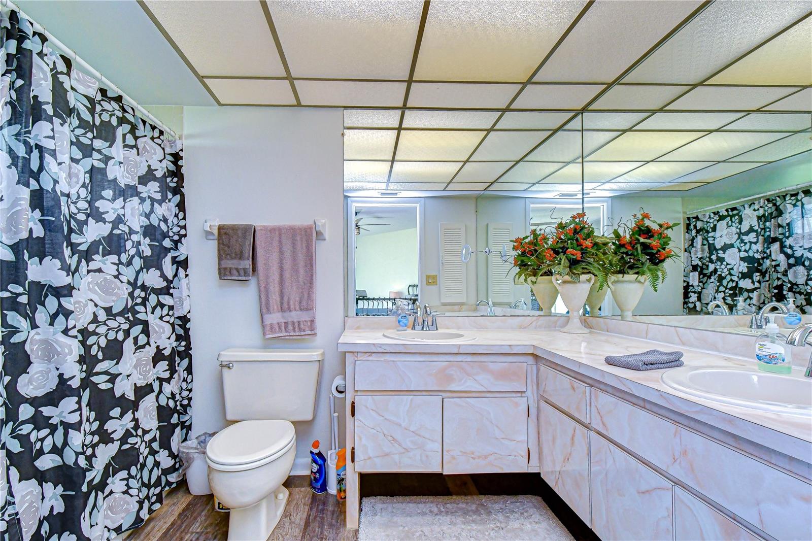 Image 50 of 85 For 3439 Teeside Drive 0