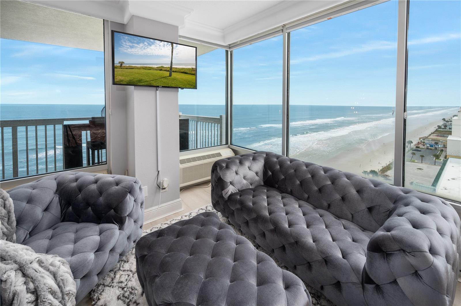 Image 3 of 22 For 2700 Atlantic Avenue 1210