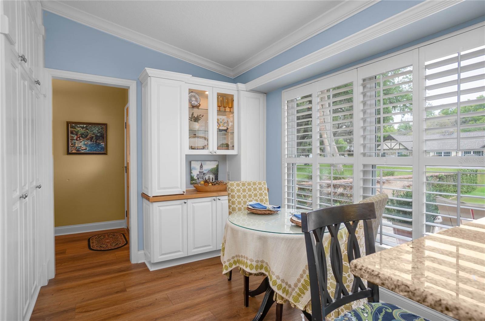 Image 21 of 66 For 9800 Regency Row