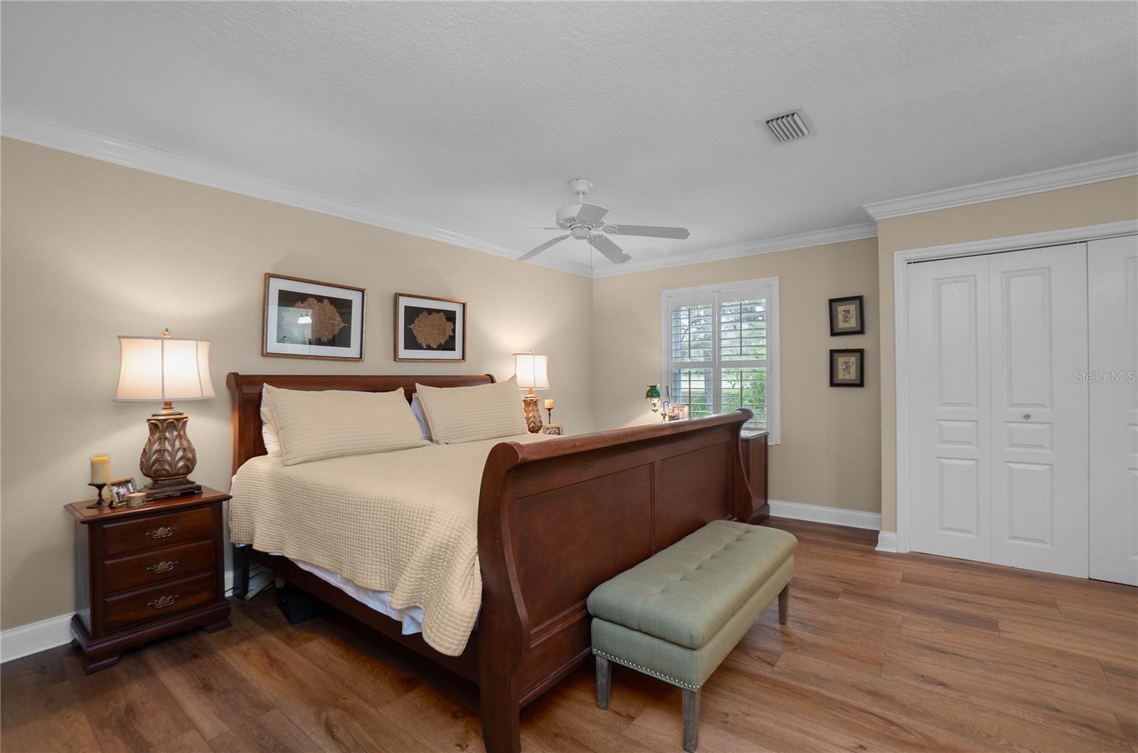 Image 24 of 66 For 9800 Regency Row