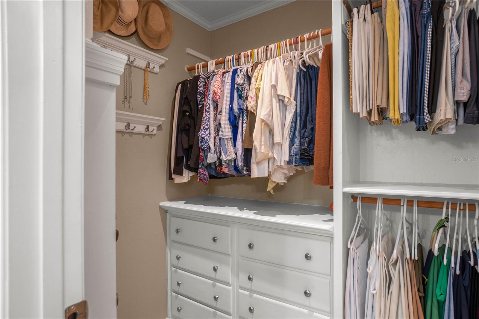 Image 28 of 66 For 9800 Regency Row