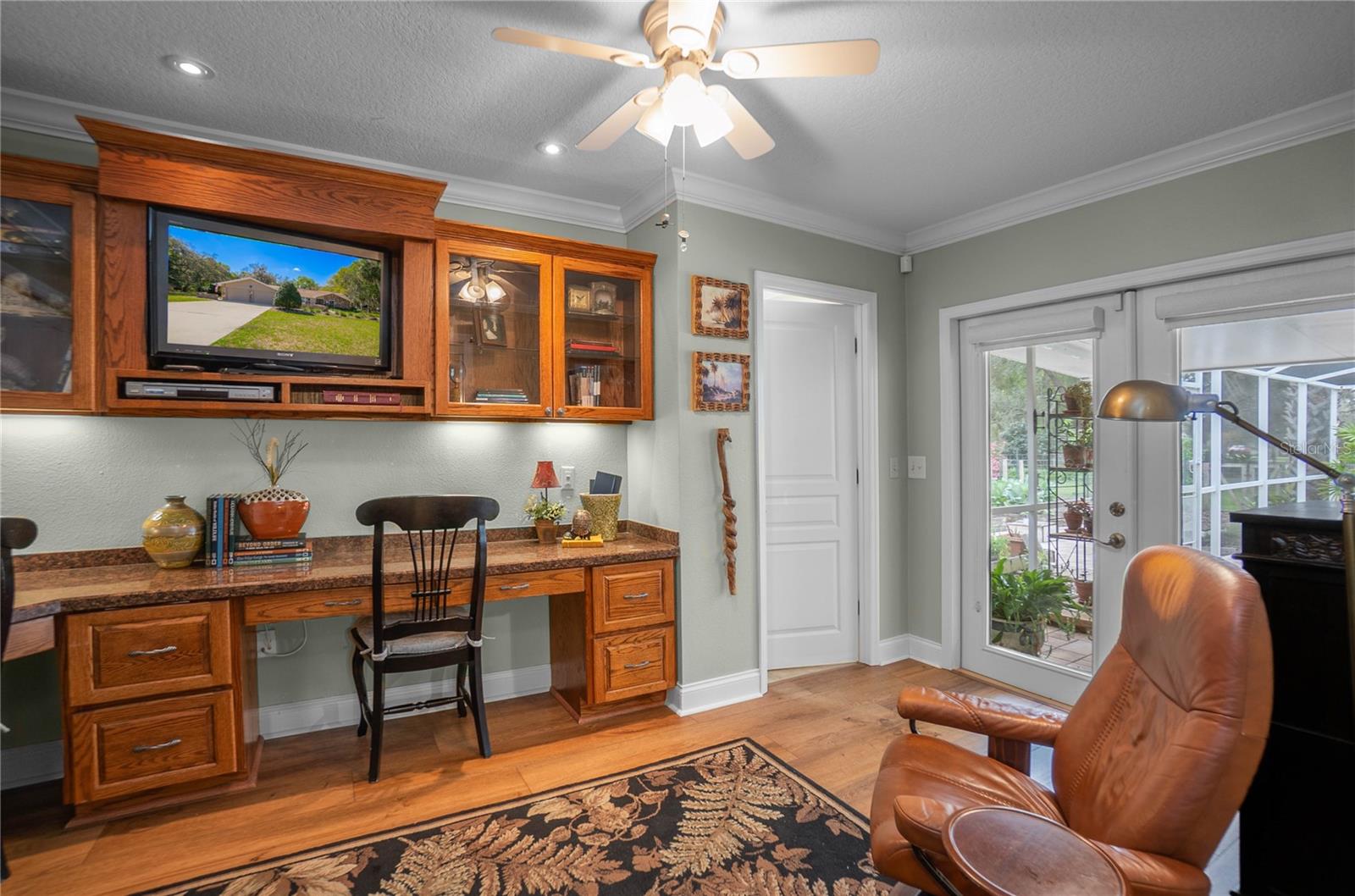 Image 29 of 66 For 9800 Regency Row