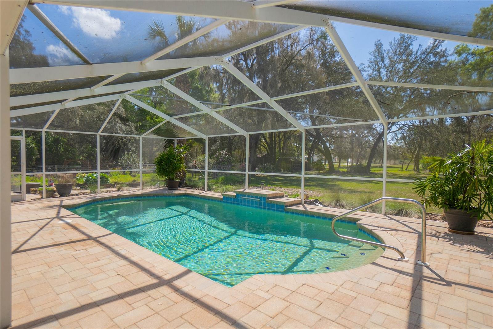 Image 39 of 66 For 9800 Regency Row