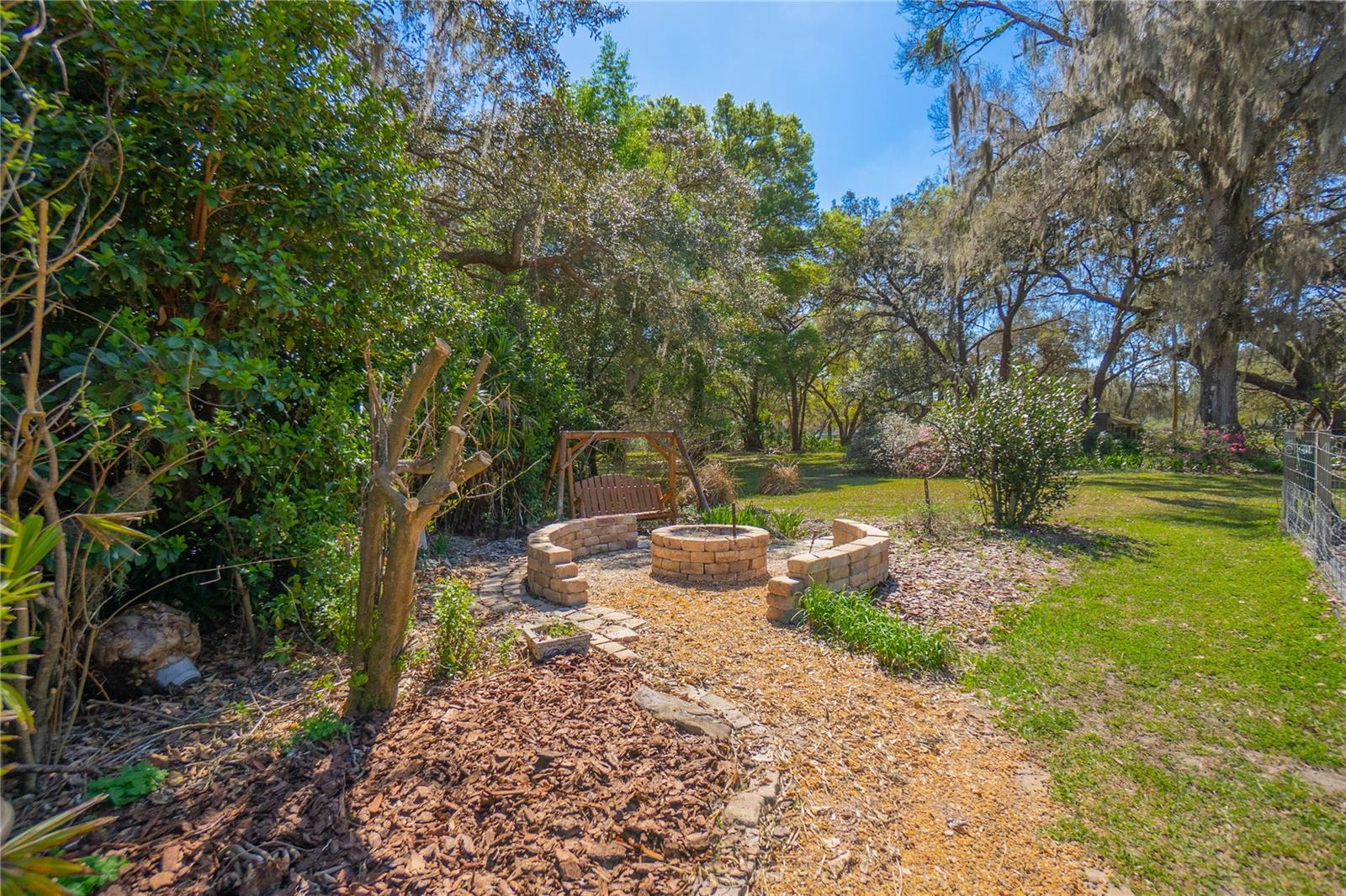 Image 44 of 66 For 9800 Regency Row