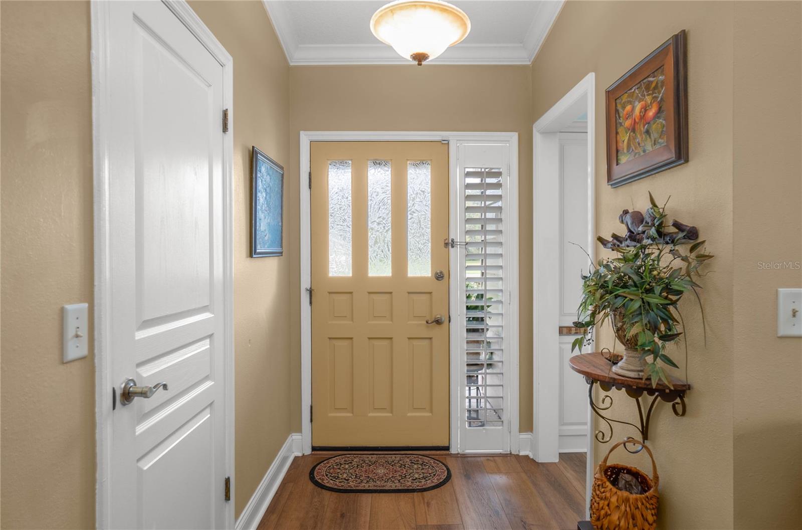 Image 8 of 66 For 9800 Regency Row