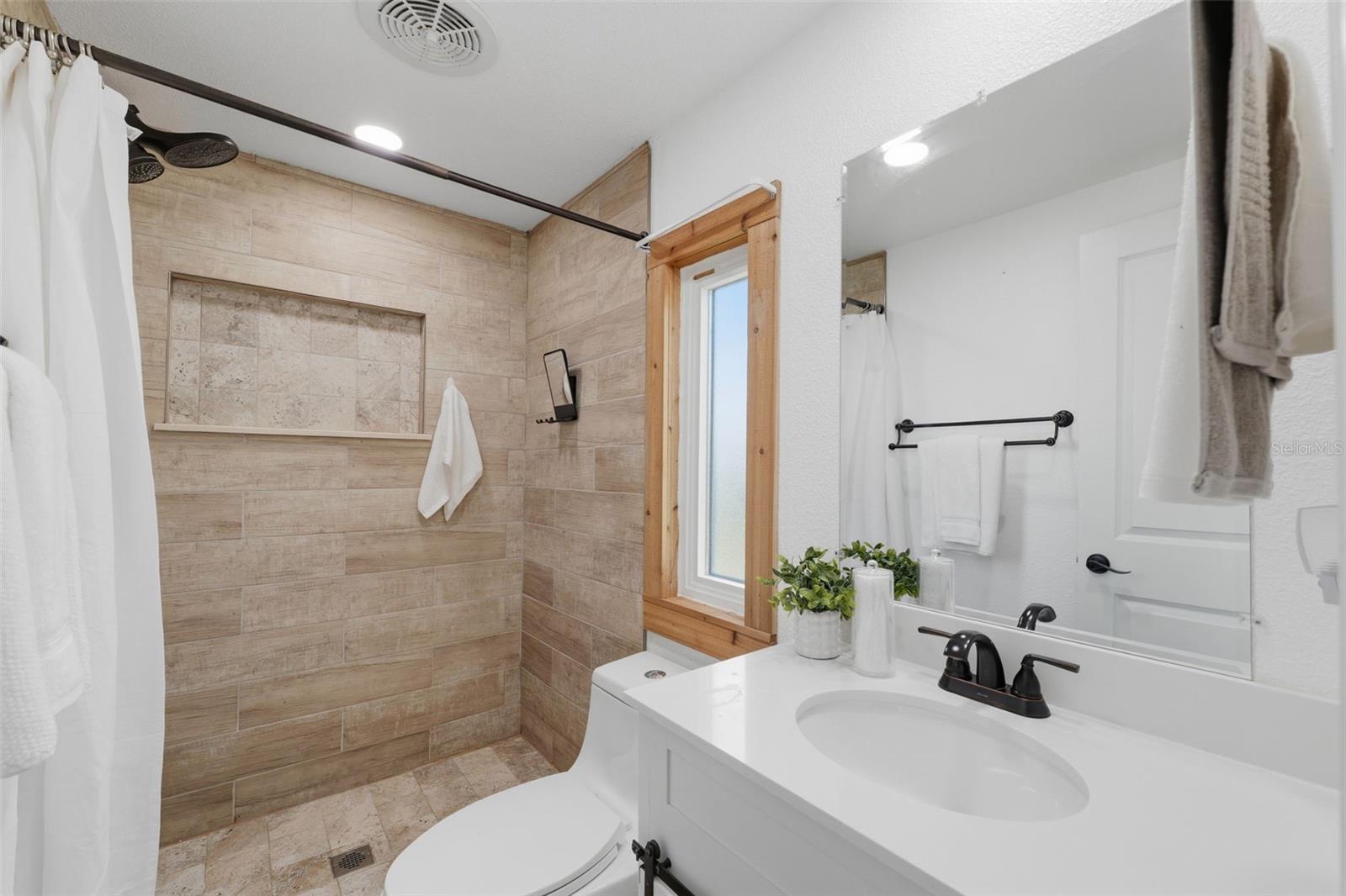 Image 11 of 18 For 2116 Kona Drive