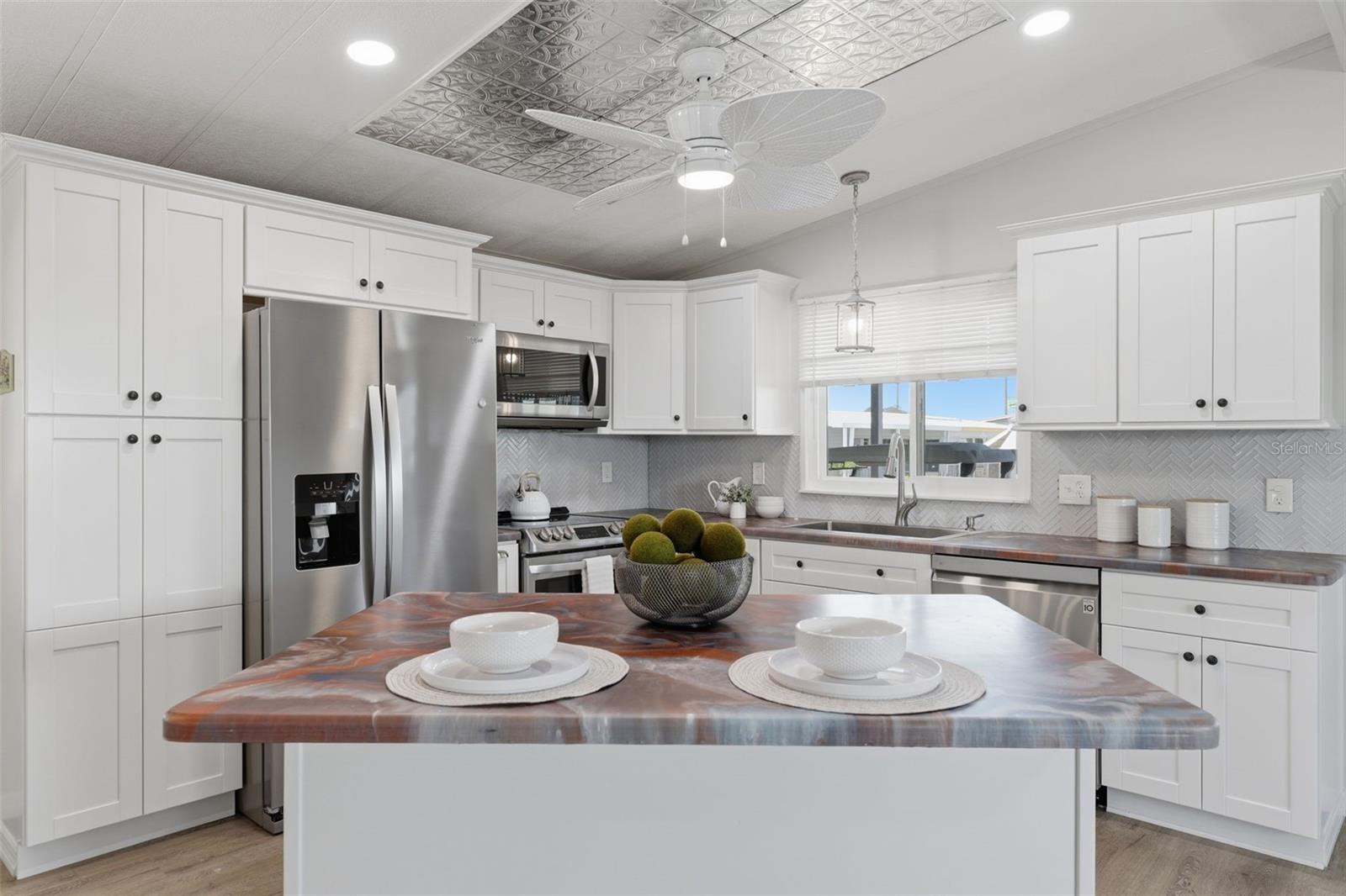 Image 5 of 18 For 2116 Kona Drive