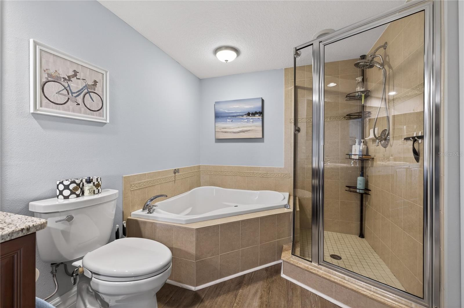 Image 18 of 43 For 4516 Seagull Drive 518