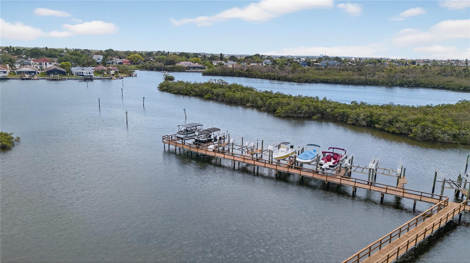 Image 37 of 43 For 4516 Seagull Drive 518