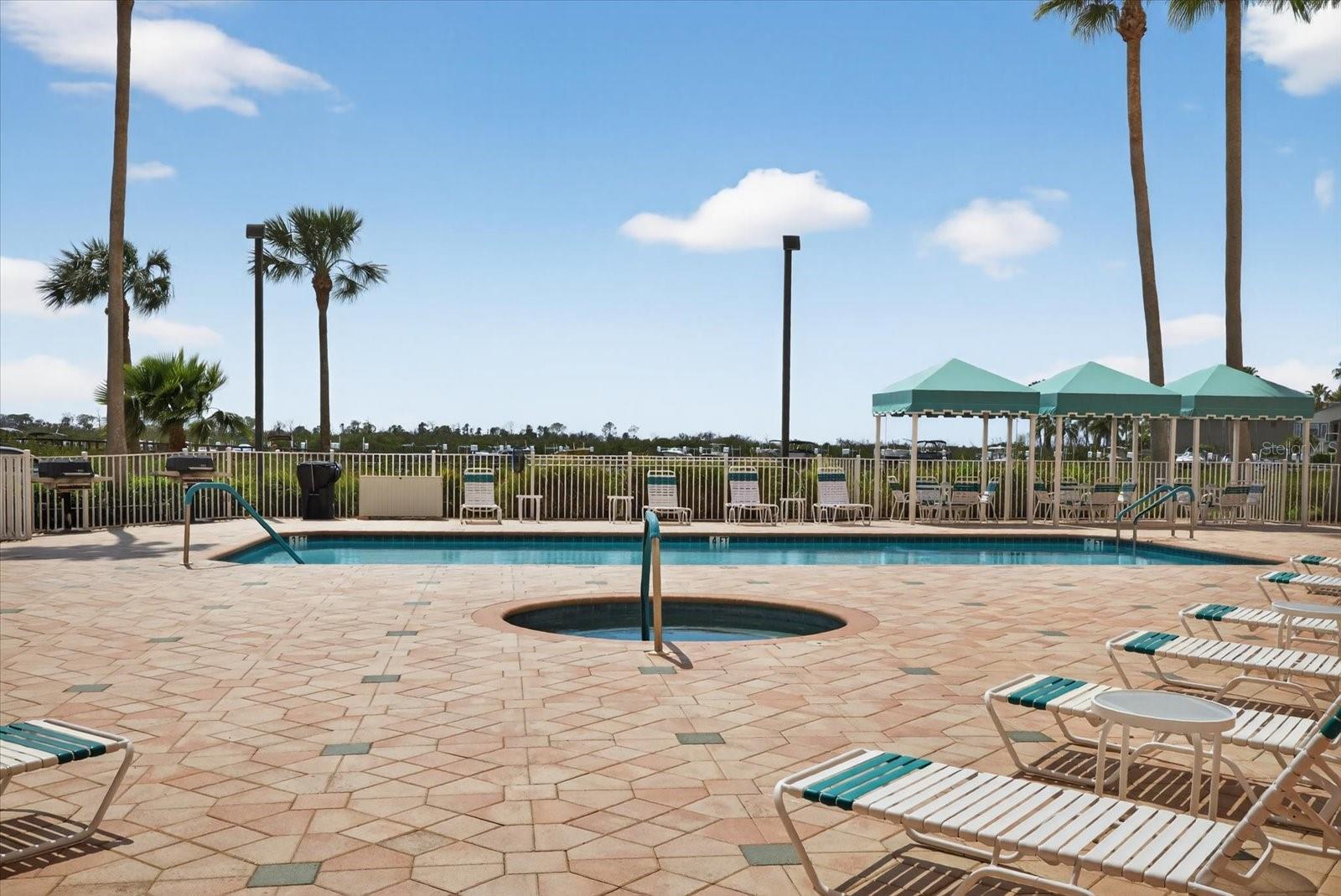 Image 40 of 43 For 4516 Seagull Drive 518