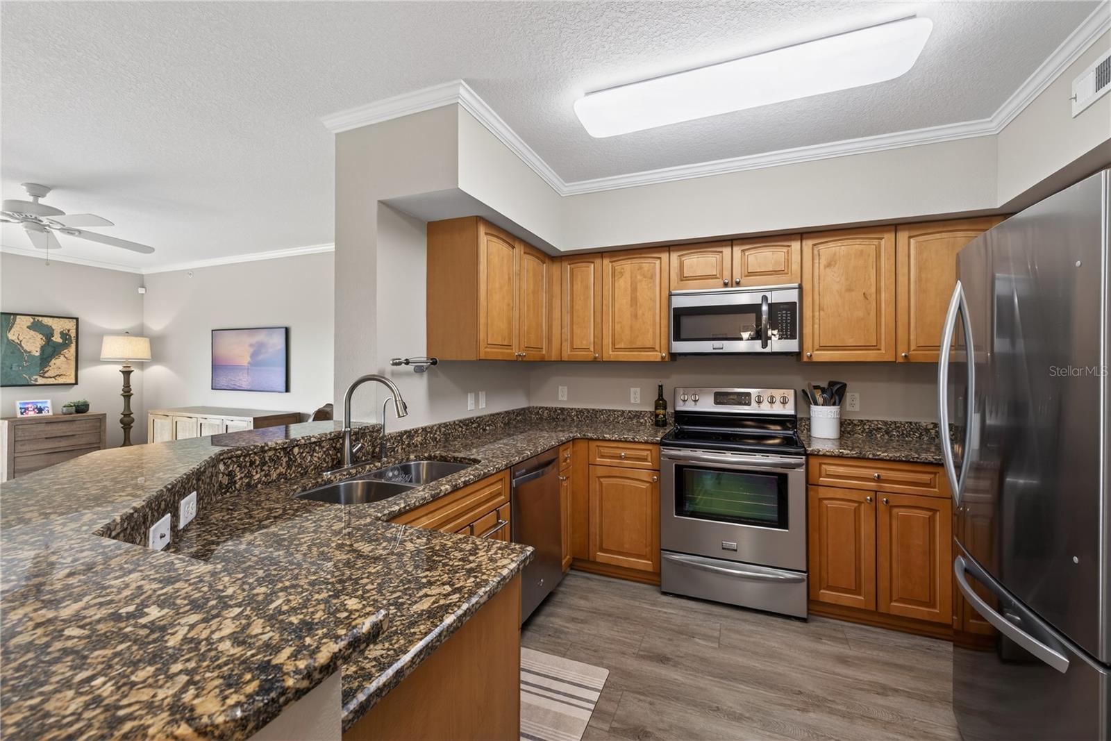 Image 6 of 43 For 4516 Seagull Drive 518