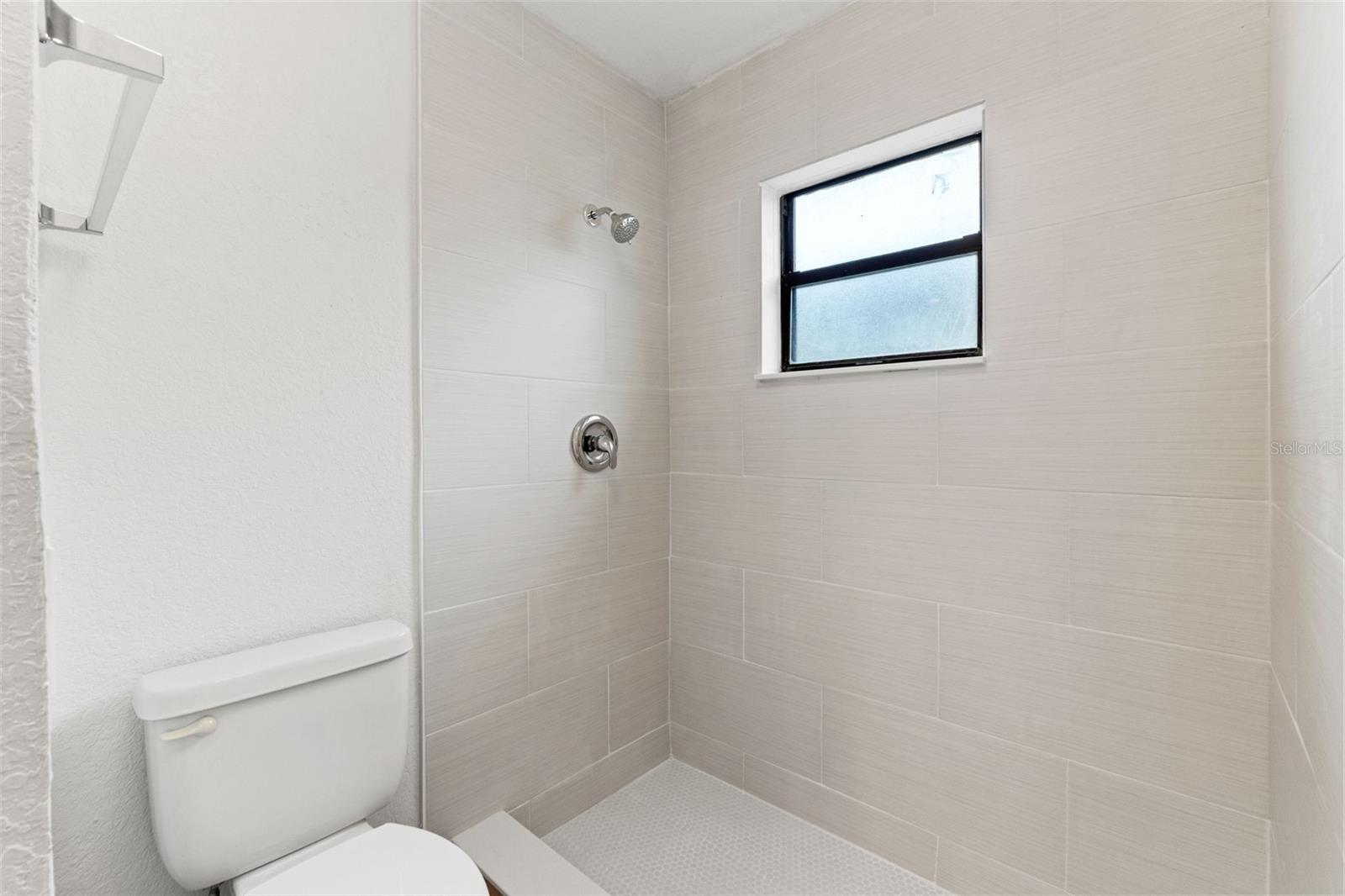 Image 21 of 36 For 13531 Claudia Drive