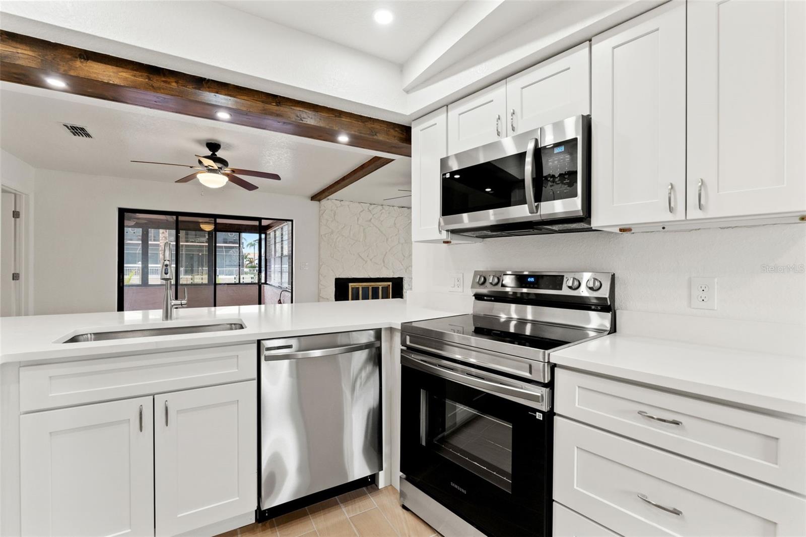 Image 9 of 36 For 13531 Claudia Drive