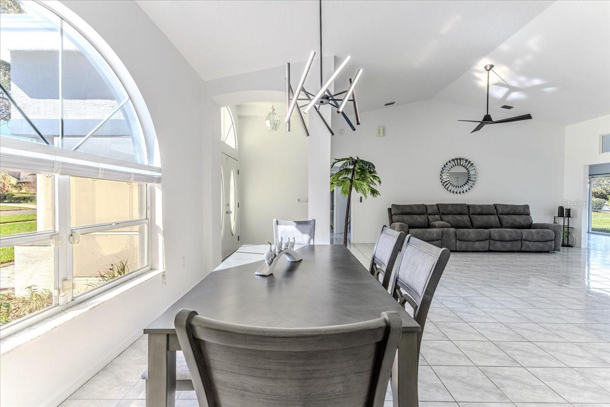 Image 12 of 75 For 13377 Bolton Court