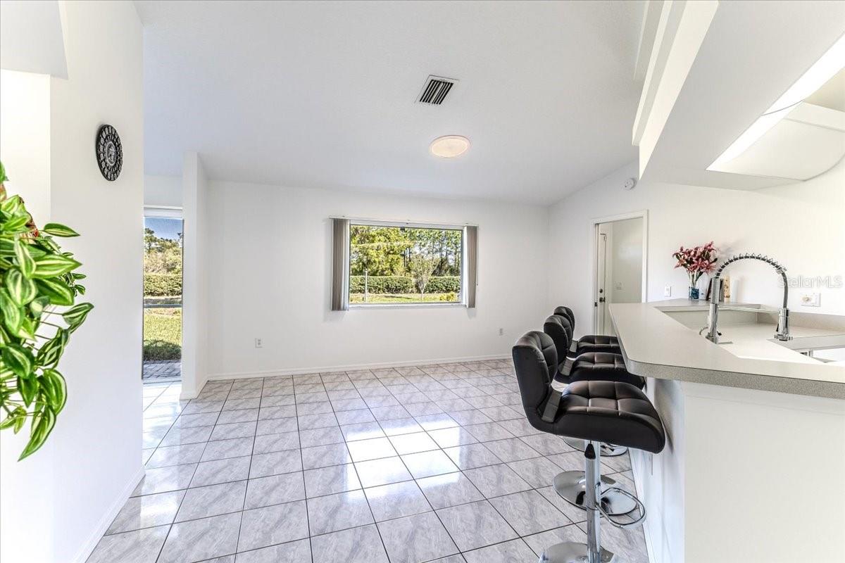 Image 14 of 75 For 13377 Bolton Court