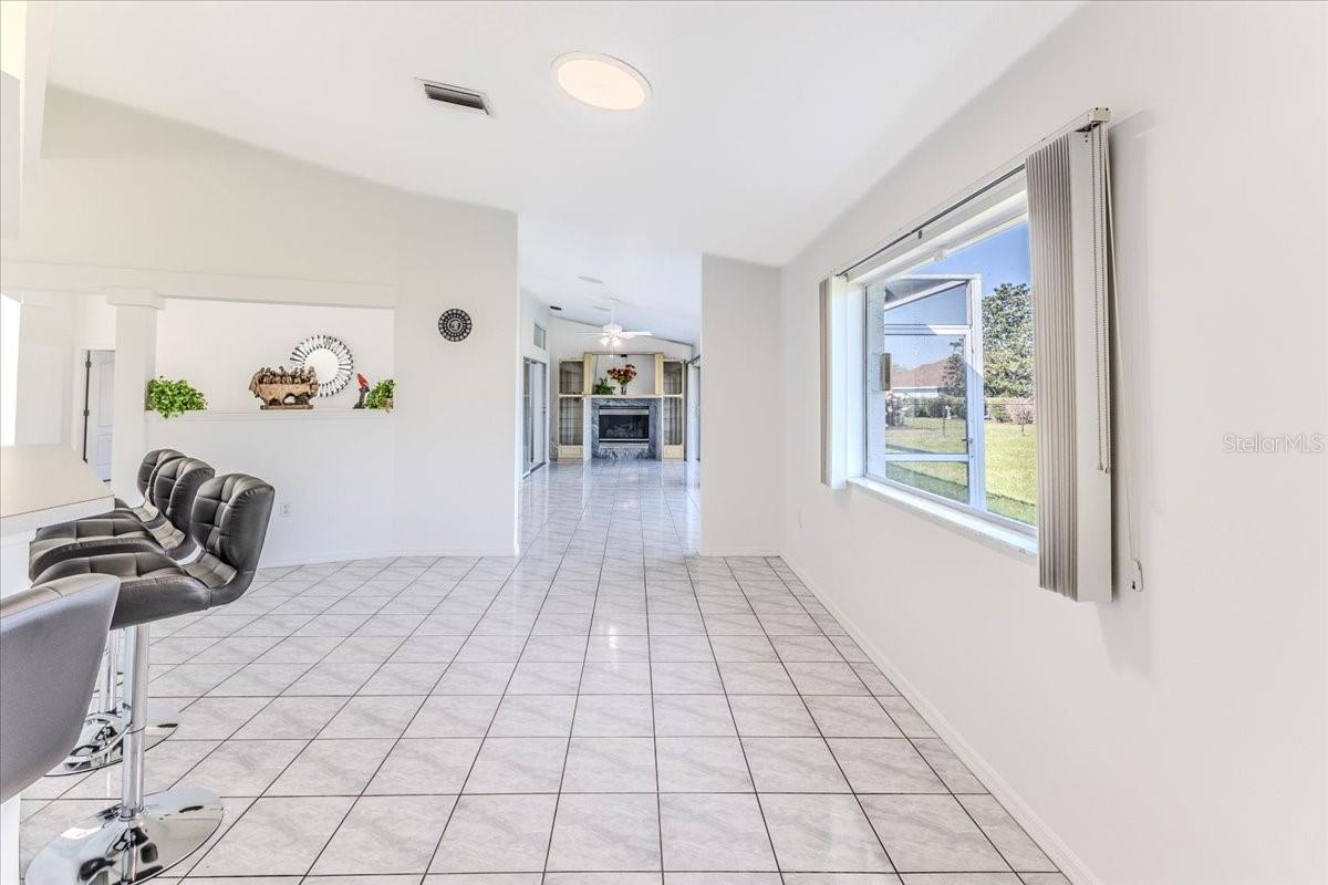 Image 21 of 75 For 13377 Bolton Court