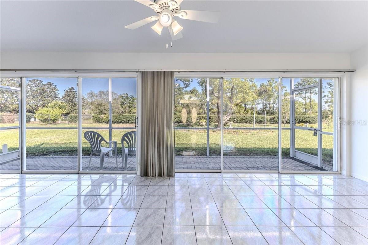 Image 23 of 75 For 13377 Bolton Court