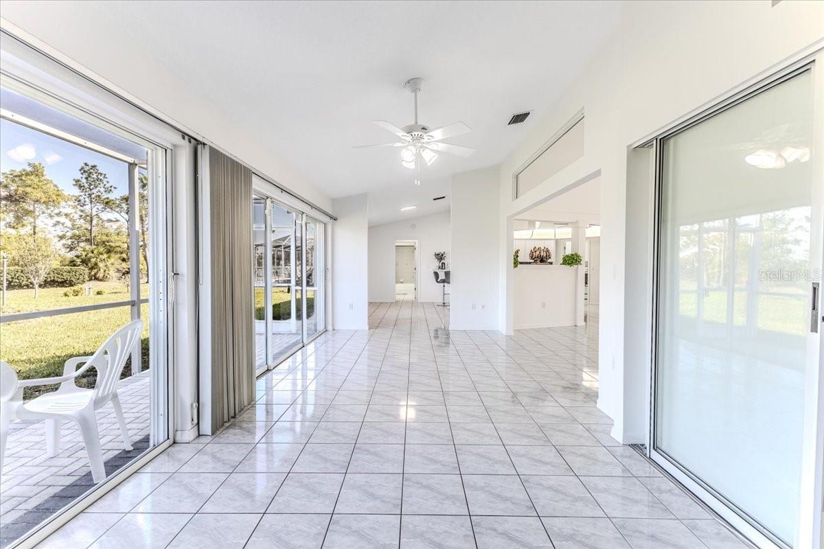 Image 25 of 75 For 13377 Bolton Court