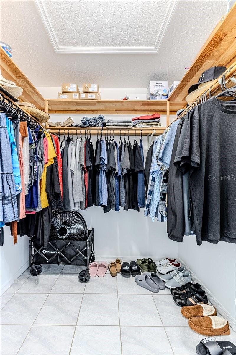 Image 29 of 75 For 13377 Bolton Court