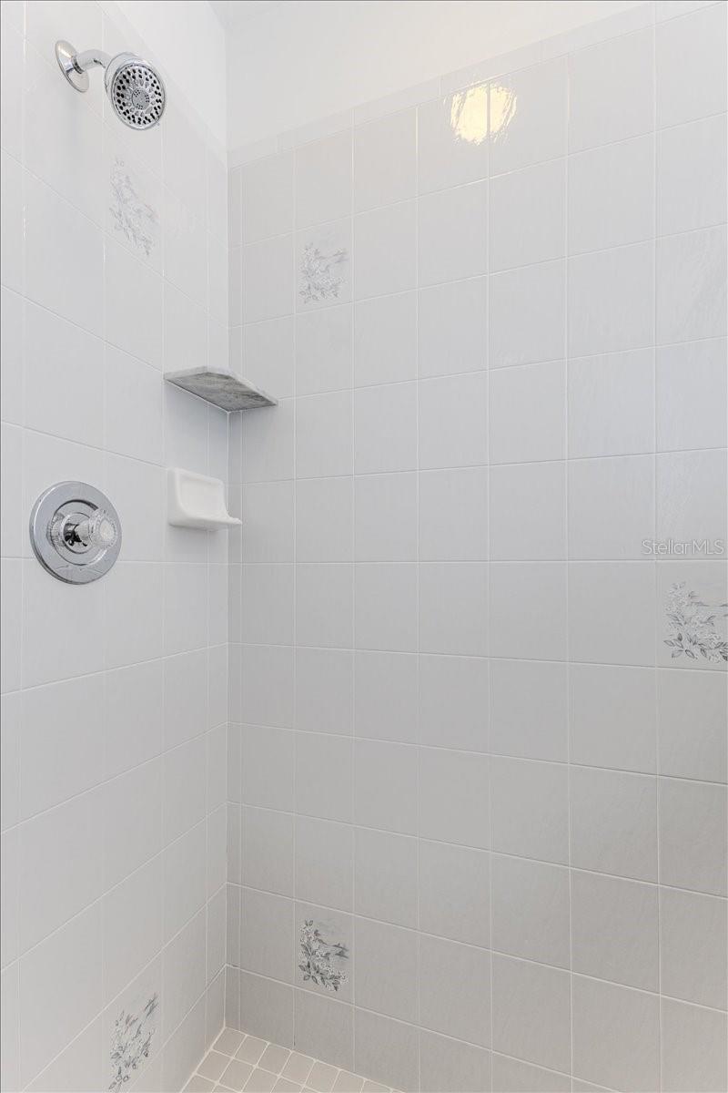 Image 34 of 75 For 13377 Bolton Court