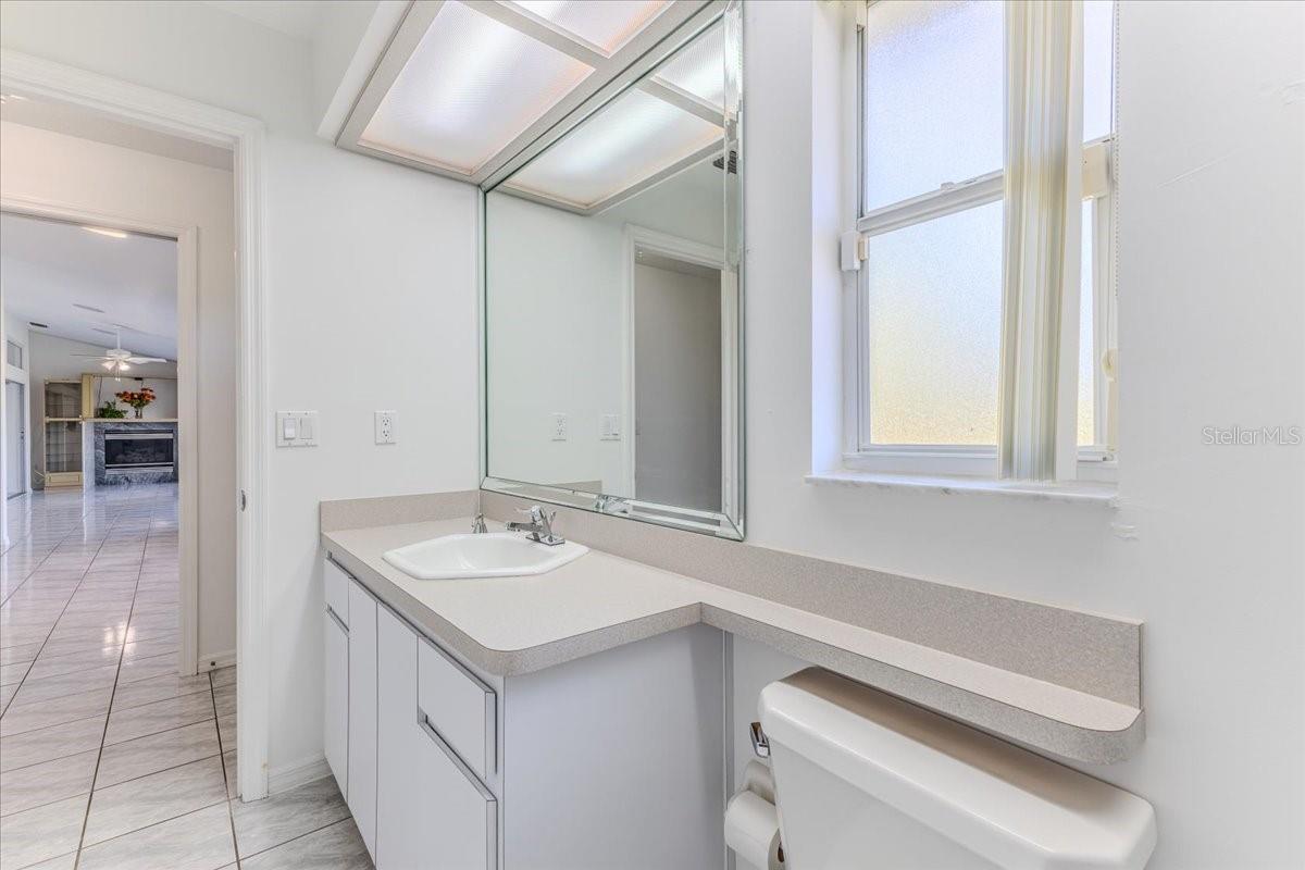 Image 45 of 75 For 13377 Bolton Court