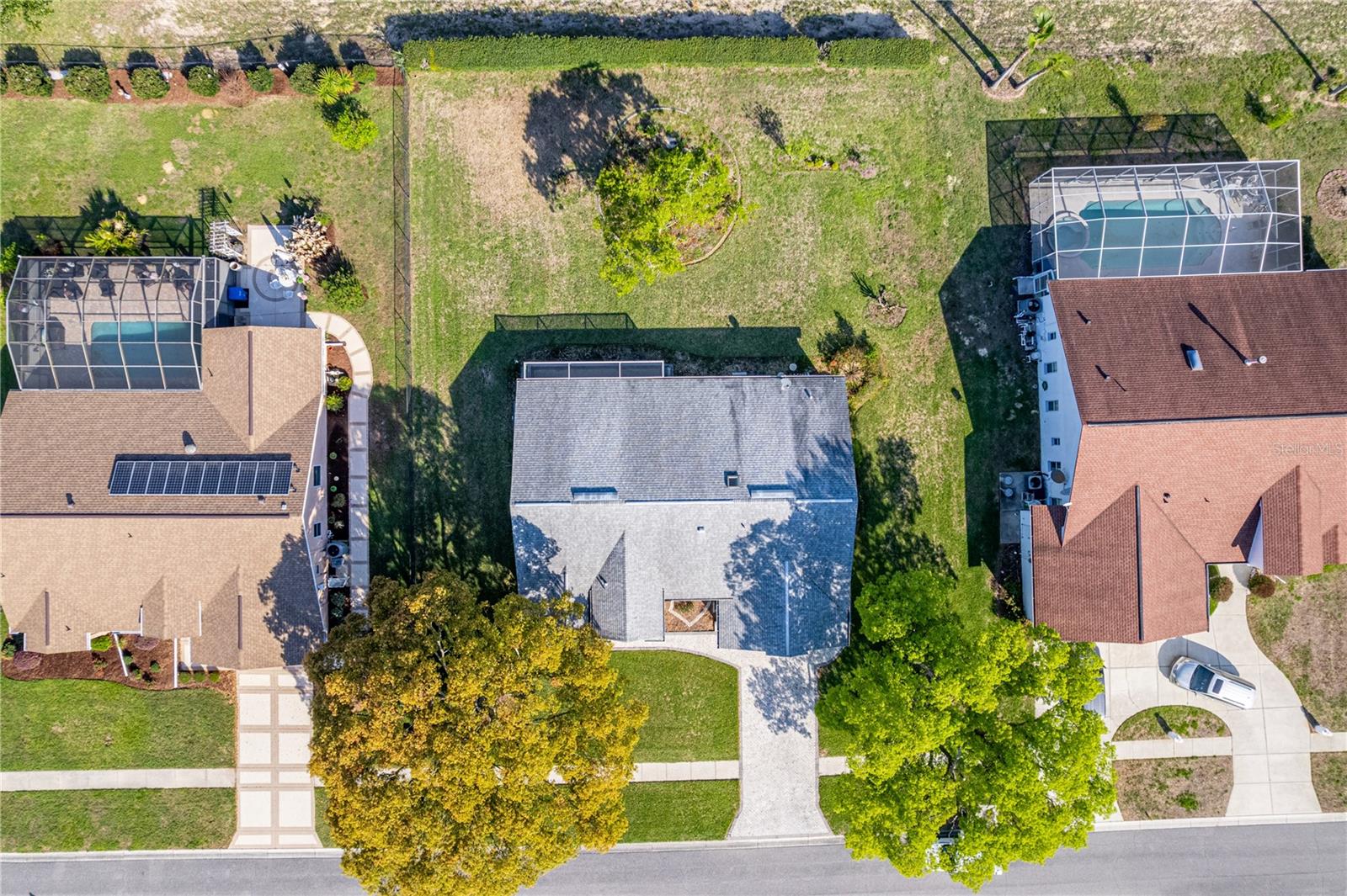 Image 54 of 75 For 13377 Bolton Court