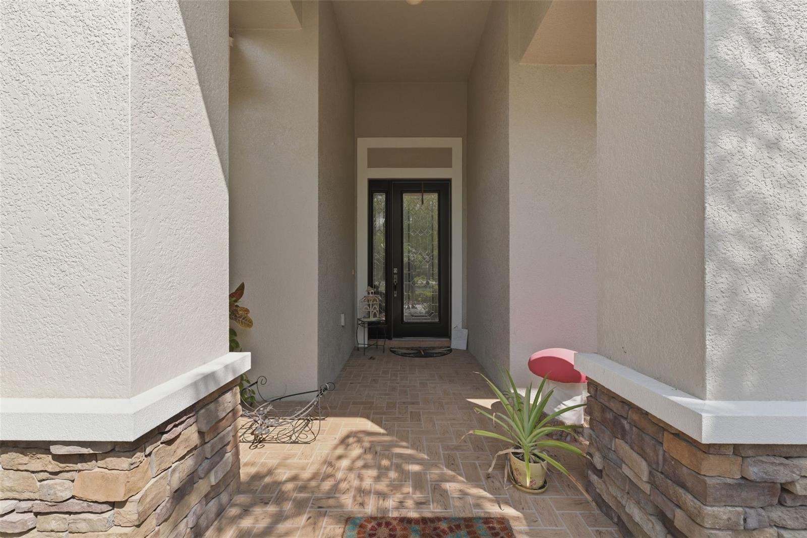 Image 2 of 57 For 2732 Devonoak Boulevard