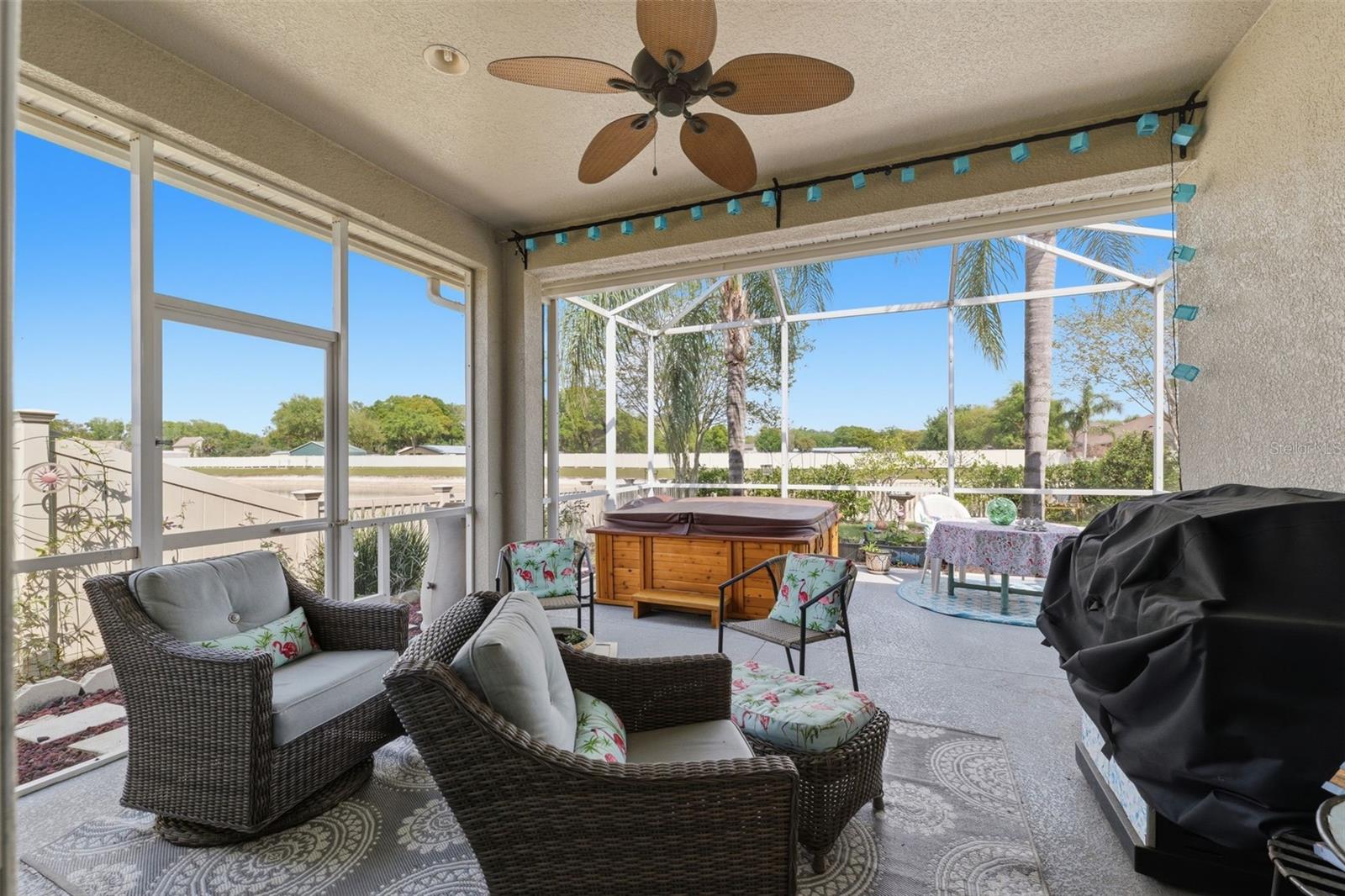 Image 20 of 57 For 2732 Devonoak Boulevard