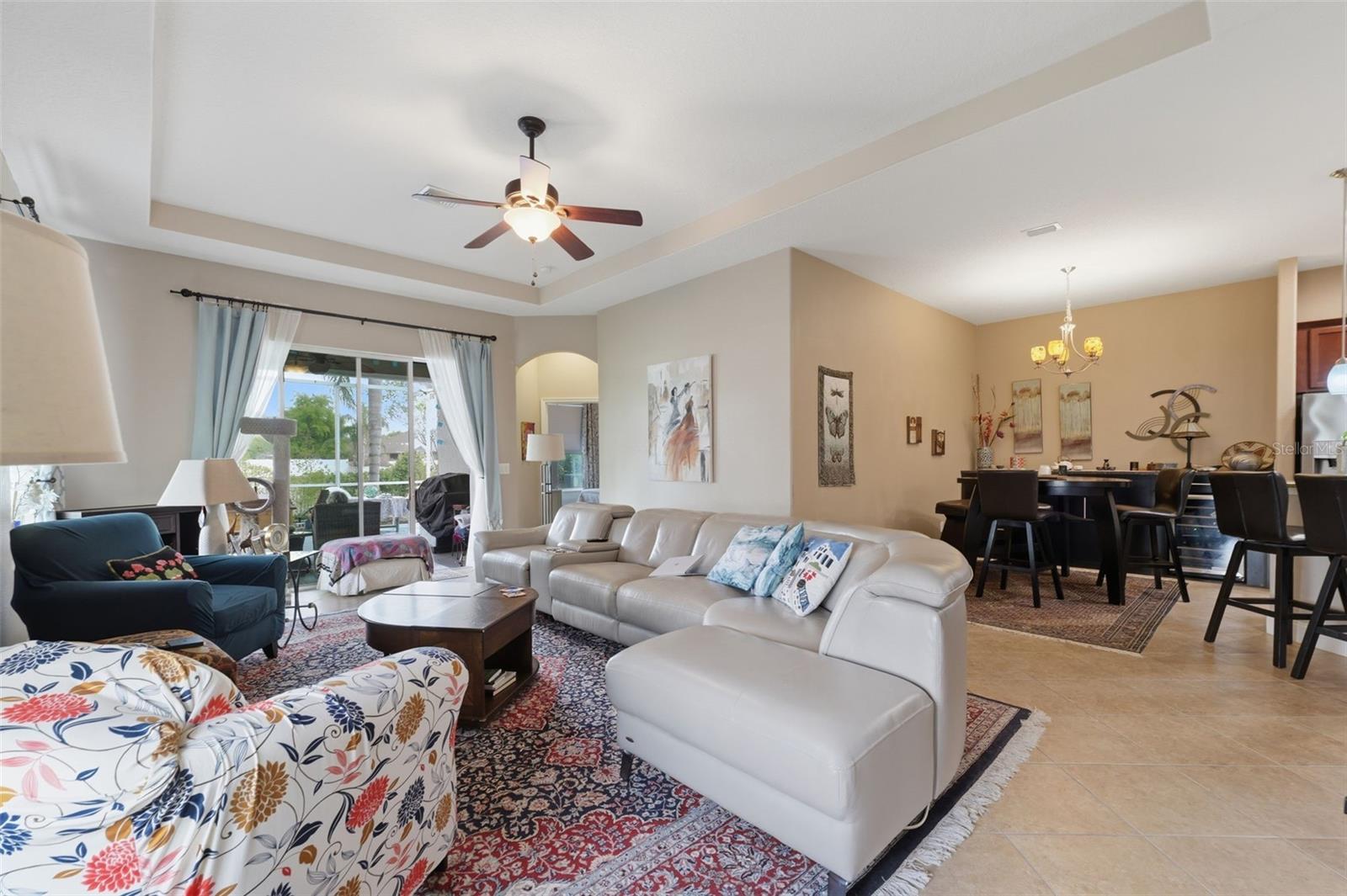 Image 45 of 57 For 2732 Devonoak Boulevard