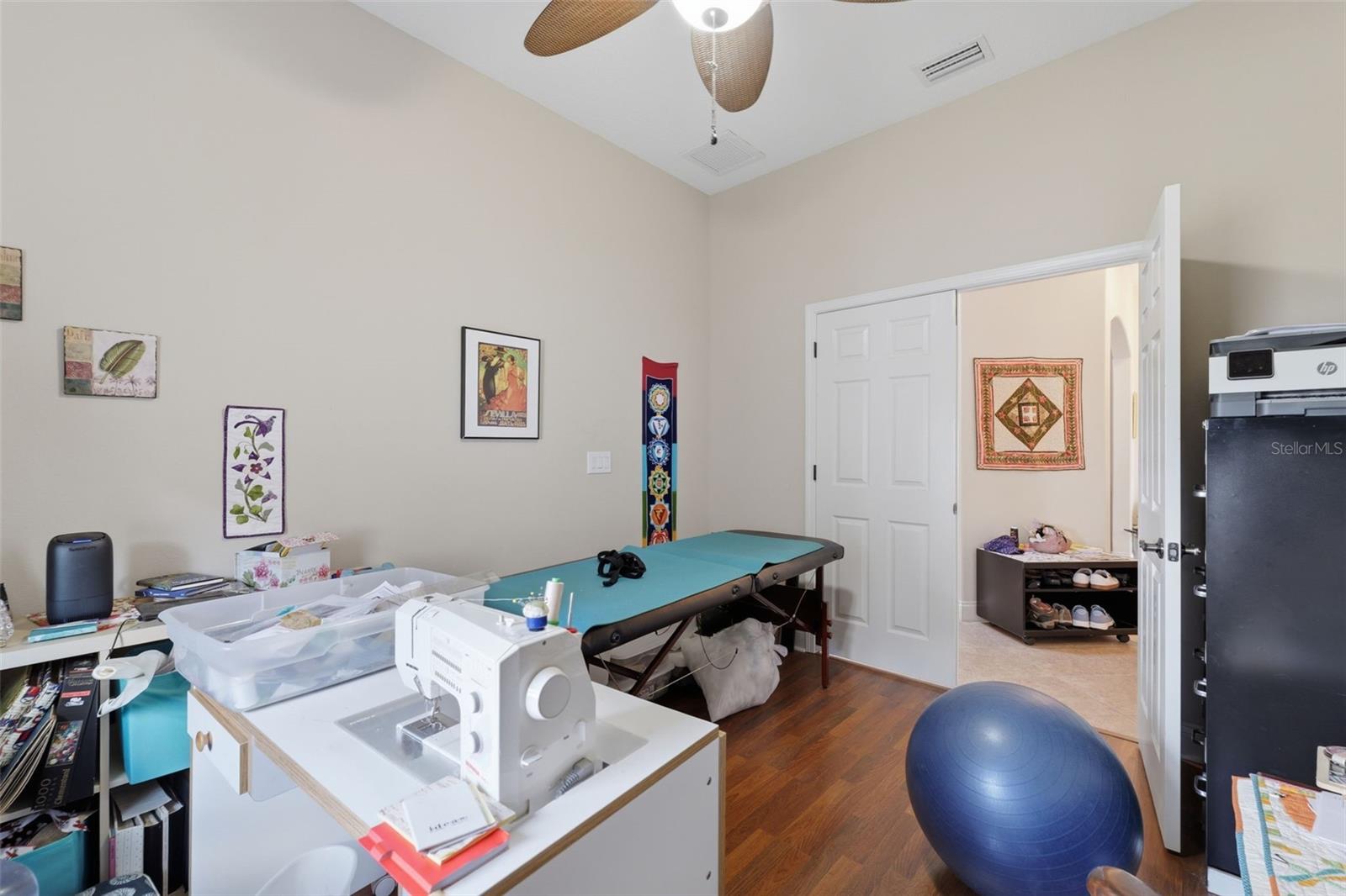 Image 5 of 57 For 2732 Devonoak Boulevard