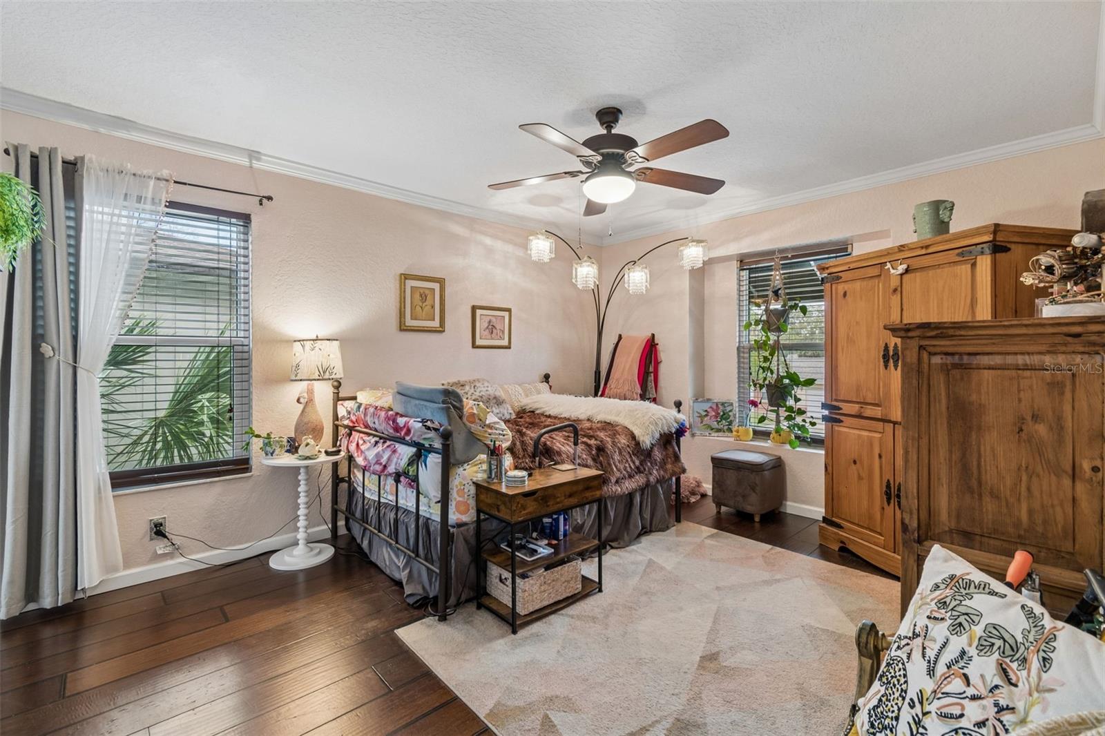 Image 46 of 99 For 5517 Tropic Drive