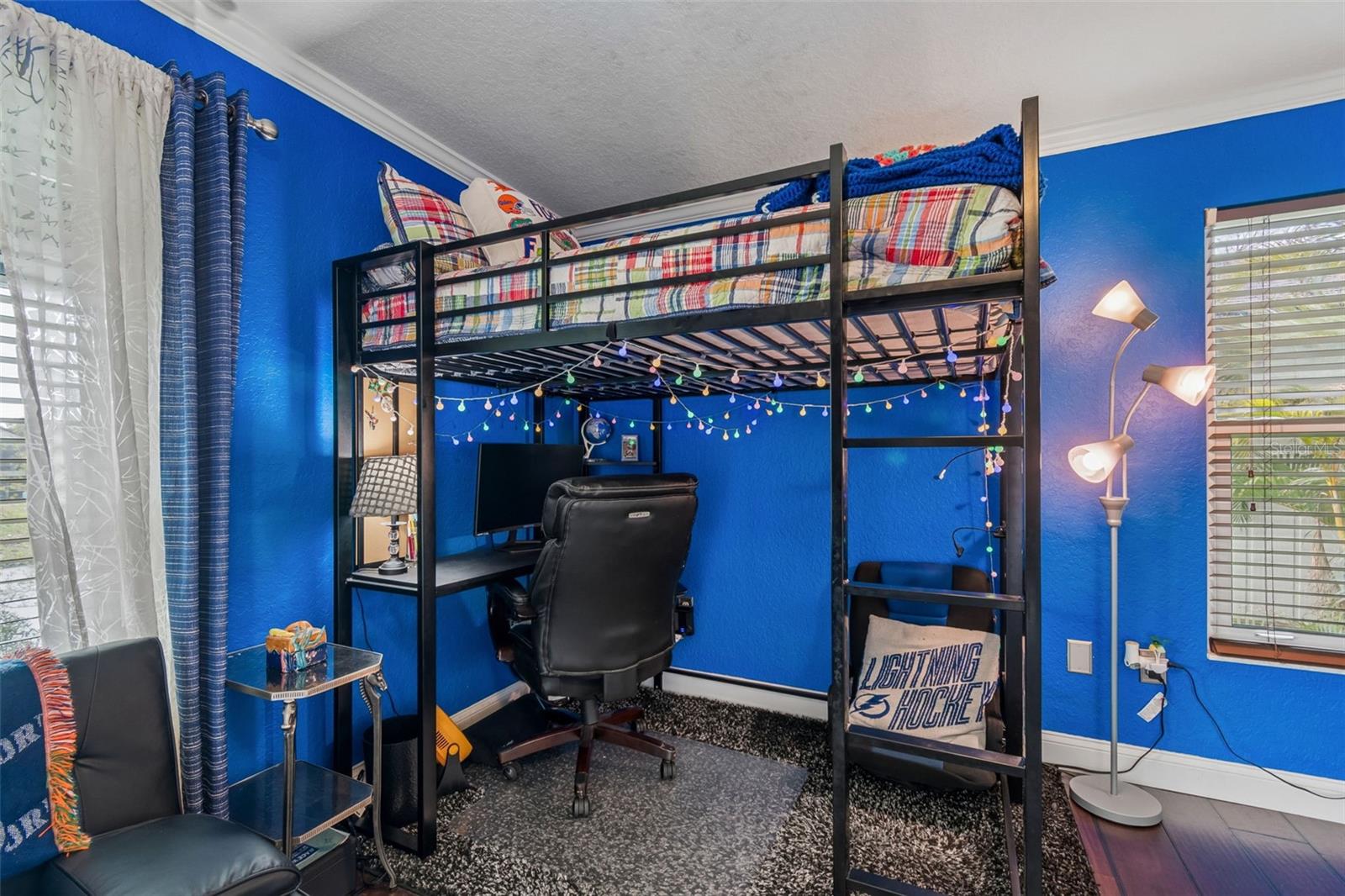 Image 51 of 99 For 5517 Tropic Drive